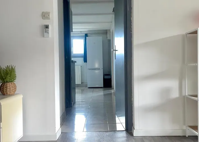 Апартаменты Loftimeet Корнебарьё